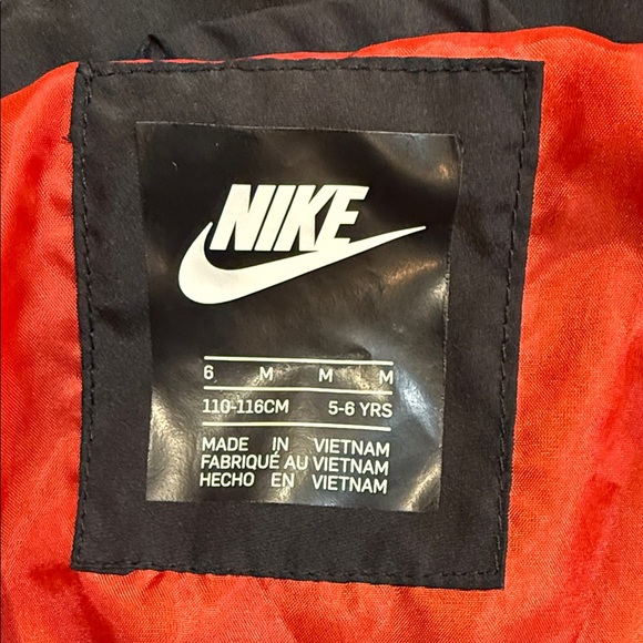 Nike Kids Fleece Jacket size 5-6 years - Picture 2 of 9